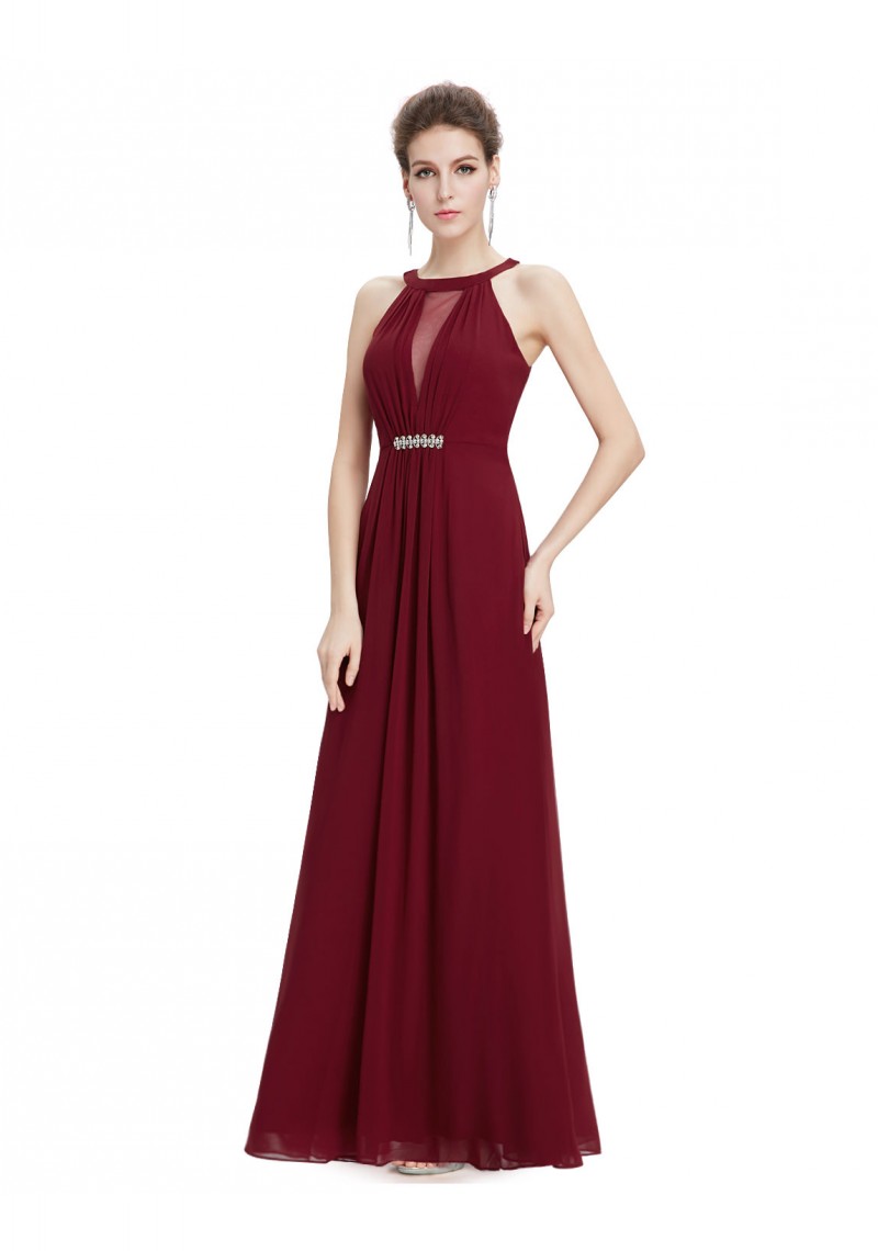 tragerloses langes abendkleid in verfuhrerischem bordeaux rot