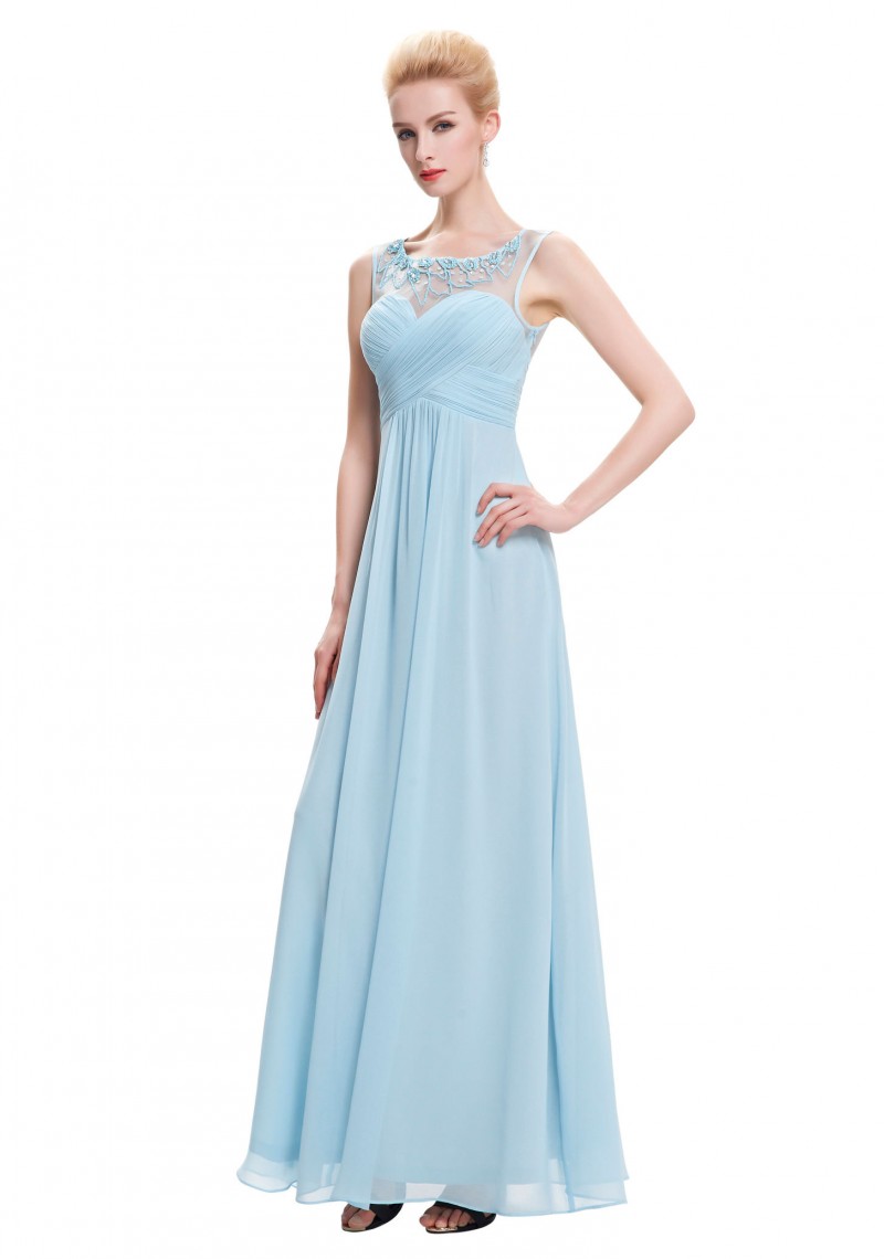 Trägerloses, langes Abendkleid in dezentem Hellblau Trägerloses, langes Abendkleid in dezentem Hellblau